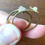 Boutique Delicate Gold Color Rings Diamond and Flower Theme Photo 10