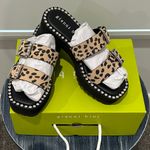 Gianni Bini Platform Sandals Photo 0