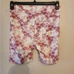 Old Navy  active biker shorts size medium petite Photo 1