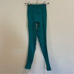 Lululemon  Zone In Tight Compression Leggings in Forage Teal - Size 2 Photo 4