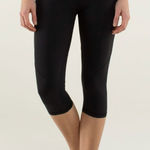 Lululemon  Leggings Size 8 Black Run Mod Moves Crop Capri Athletic Photo 0