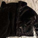 Alo Yoga Cropped Puffer Jacket Photo 3