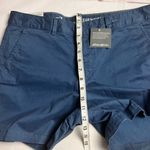 Eddie Bauer  Womens  Mid-rise Rise Boyfriend Legend Wash Stretch Shorts Sz 10 Photo 3