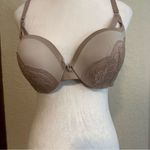 Maidenform Dreamwire Push Up Underwire Bra Beige Size 38C Photo 9