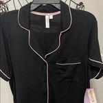 🌅🌅🌅BOGOHO🌅🌅 Black Pajama Set with Pink Piping Photo 1