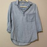 Skies Are Blue  Urban Outfitters Chambray Pullover Blouse Womens S Beachy Casual Photo 1