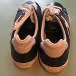 Tommy Hilfiger  low top sneakers Blue w/ red white accents Women’s size 10 Photo 4