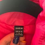 SheIn Puffer Vest Cropped Photo 4