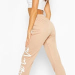 Boohoo  Tan Stone C’est La Vie Slogan Joggers Stretch Sweatpants Sz 12 Large Photo 0
