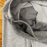 Outdoor Voices ® 3/4 Warmup Women’s Two Tone Leggings Dove/Ash Grey Size M EUC Photo 7