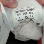 Levi's New w/ box  sz women's 8 all solid white sneakers chunky gum Photo 6