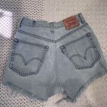 Levi's 505 VINTAGE WOMENS 36/30 Distressed Light Blue Denim Shorts Photo 5