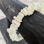 Vintage Stretch Bracelet Very Pale Green Photo 5