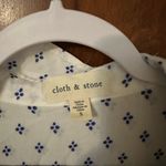 Anthropologie  Cloth & Stone Tavira Button Down Top Size S Photo 3