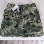 Chico's Zenergy Golf Tennis Neema Skort Camo Olive Green Leaf 0.5 - S/6 NWT New Photo 2