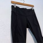 Lululemon  Womens Black Mesh Capri Crop Leggings 6 Photo 2