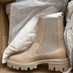 ZARA NWT Women Bloggers Favorite Leather Lug Sole Boots size 9 in Tan Minimalist Photo 0