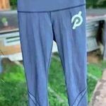 Lululemon Peloton Wunder Under Leggings Yoga Crop Pants Gray Scalloped $88 Sz 6 Photo 0