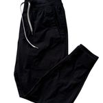 Vuori Joggers Size Medium Photo 1