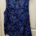 Attention FINAL MARKDOWN Ladies  top xl Photo 0