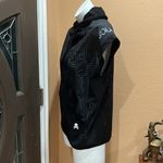 Black cowl neck short sleeve work out pullover jacket Size undefined Photo 3