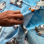 Oodie Original Cozy Blue Penguin Hoodie Blanket size /age 14 and up Photo 7