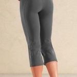 Athleta Kick Booty Crop Wide Leg Yoga Pant Photo 2