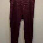 Old Navy  Active Elevate Legging Go-Dry Maroon Camouflage Activewear Sz M Photo 2