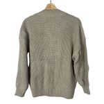 Free Assembly Beige Wide V Photo 2