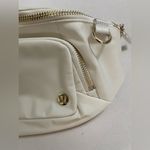 Lululemon NWT Everywhere Belt Bag Extra Large Light Ivory Gold 4 Liter Photo 6