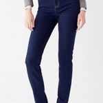BDG NWT  Girlfriend High rise Dark Wash Skinny Jeans 25 Women’ss Stretch. Casual Photo 0
