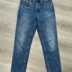 Everlane • the cheeky jean crop distressed hem Photo 0