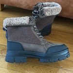 UGG Australia womens Ashton Addie Tipped waterproof heeled boots Photo 4