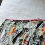 Guess  Juni Printed Tie-Front Shorts L Photo 9