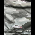 Aerie  Camo Leggings size Medium Photo 3