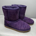 UGG EUC Classic Boots in Berry Sz 6 Photo 9