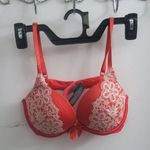 Victoria's Secret  push-up lacey bottom bra with bow in middle in red and white size 32C. Photo 0