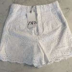 ZARA  Women's White Eyelet High Rise Shorts Size XS New Photo 0