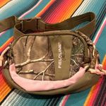 Camo fanny pack Photo 0