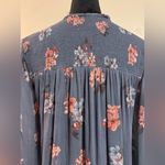 Lucky Brand EUC Blue and Pink Floral Long Sleeve Blouse size small Photo 6