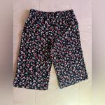Torrid  Black and Floral Cropped Pant size 3 plus size pockets floral Photo 15