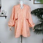 SOVERE Vive Cut Out Smock Dress Photo 2