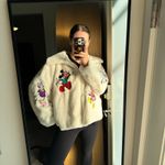 Disney Parks Mickey Mouse & Friends Cream White Faux Fur Zip Up Jacket Photo 2