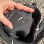 Abercrombie & Fitch  YPB grey leggings size xs Photo 3