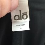 Alo Yoga 𝅺EUC  vintage fitsanity workout short sleeve T-shirt medium Photo 5