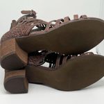 Not Rated NEW  Woven Strappy Heeled Sandals in Taupe Tan Size 9.5 Photo 4