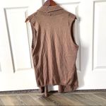Croft & Barrow brown sweater vest Photo 2