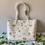 Coach  City Tote In Signature Canvas With Hula Print cj601 Photo 0