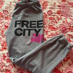 Free City Sweatpants Photo 0