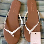 LC Lauren Conrad NWT Women's Flip Flop Sandals Photo 0